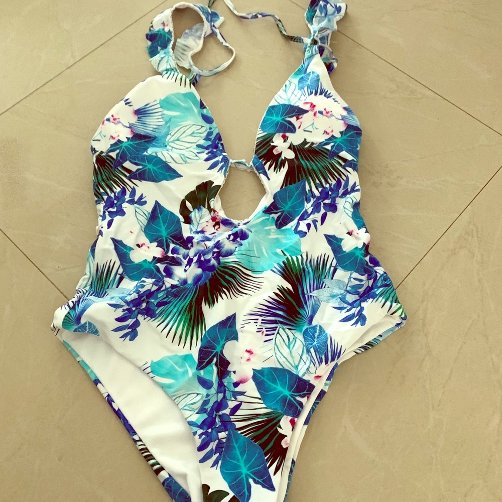One piece swimsuit LA Hearts size M